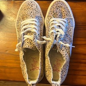 Jellypop Kory Comfort Fit Slip-on Leopard Pattern Print Sneakers Sz 9 Shoes